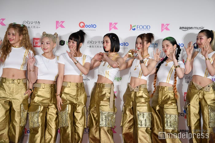 XG(左から)ハーヴィー、ヒナタ、ジュリア、ジュリン、チサ、ココナ、マヤ(C)モデルプレス