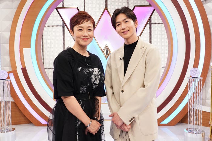 有働由美子、松下洸平(提供写真)