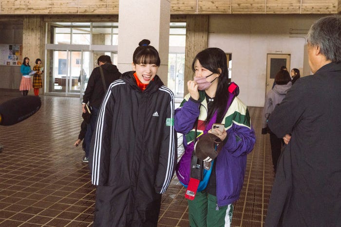 (左)永野芽郁(C)東村アキコ/集英社(C)2025 映画「かくかくしかじか」製作委員会