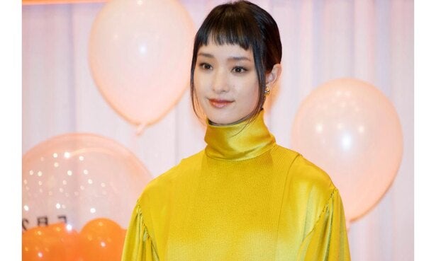 剛力彩芽 小顔際立つ オン眉 ヘアで登壇 いい意味で役作りし過ぎることなく娘として存在できました モデルプレス