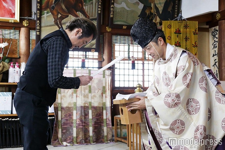 愛宕神社にお参り（C）テレビ東京