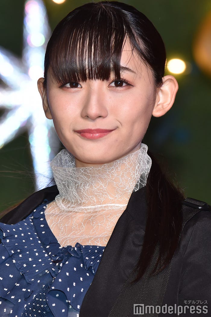 浅川梨奈 (C)モデルプレス