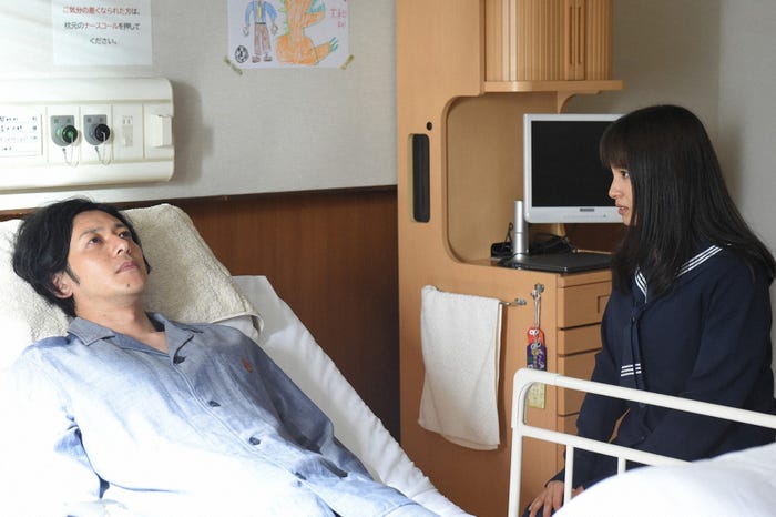 オダギリジョー、土屋太鳳/「チア☆ダン」第7話より(C)TBS