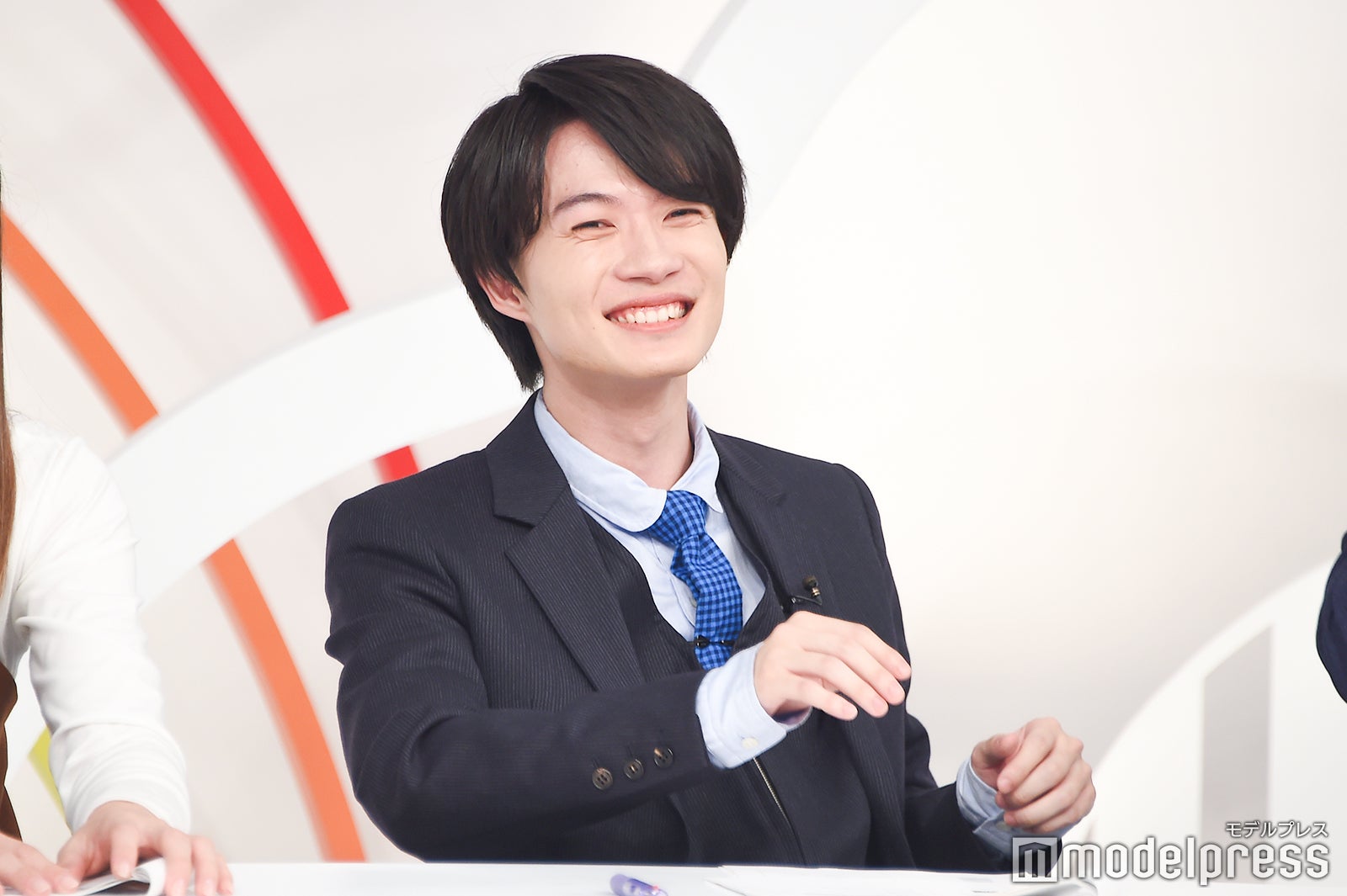 コメントを終えてほっとする神木隆之介 （C）モデルプレス