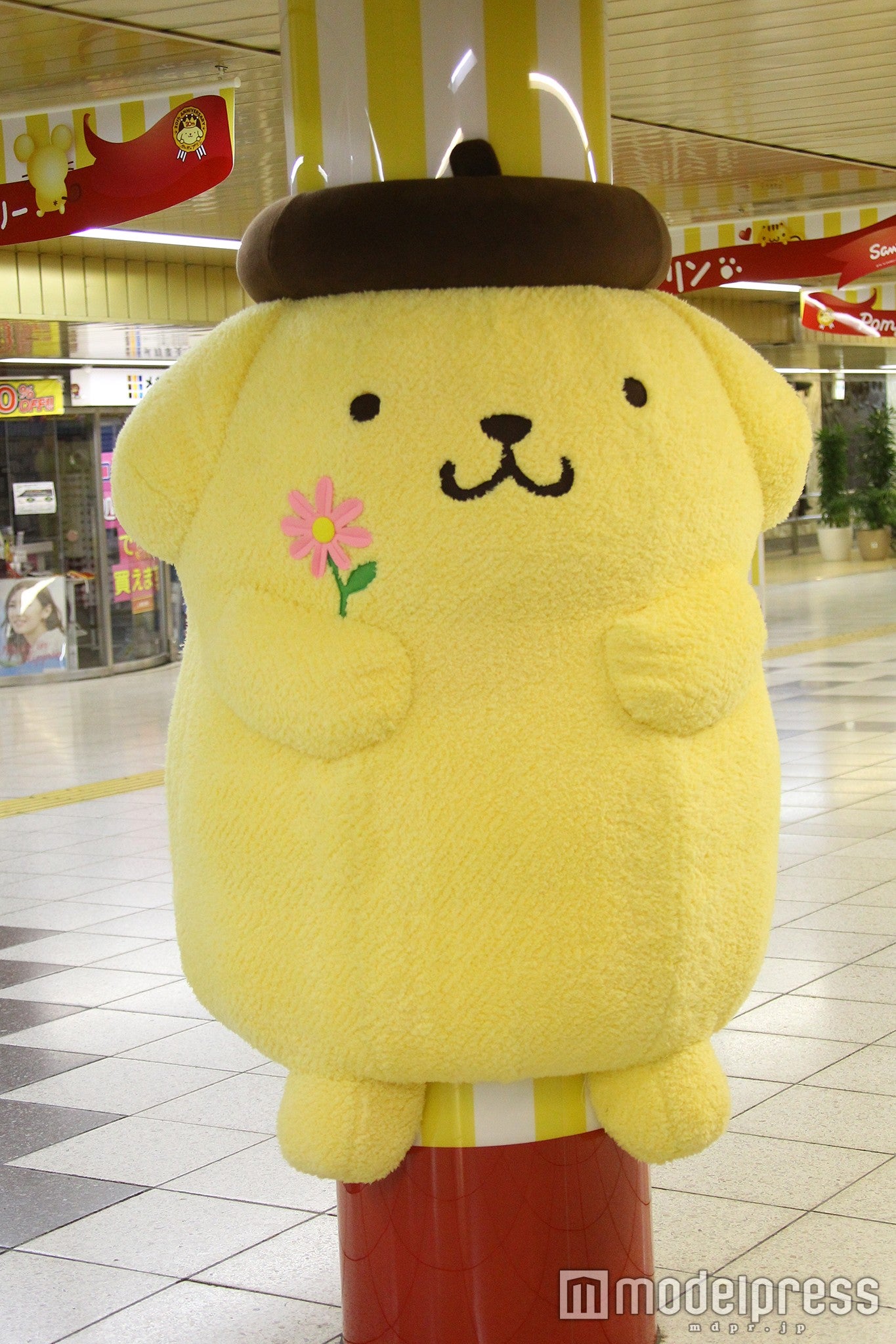 イベント「だきつきプリン」（C）2016 SANRIO CO．，LTD．