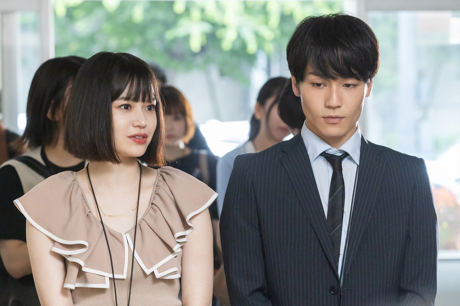 野崎智子、大原櫻子「結婚予定日」第2話より（C）「結婚予定日」製作委員会・MBS