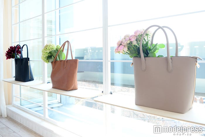 バッグのプランター(C)モデルプレス