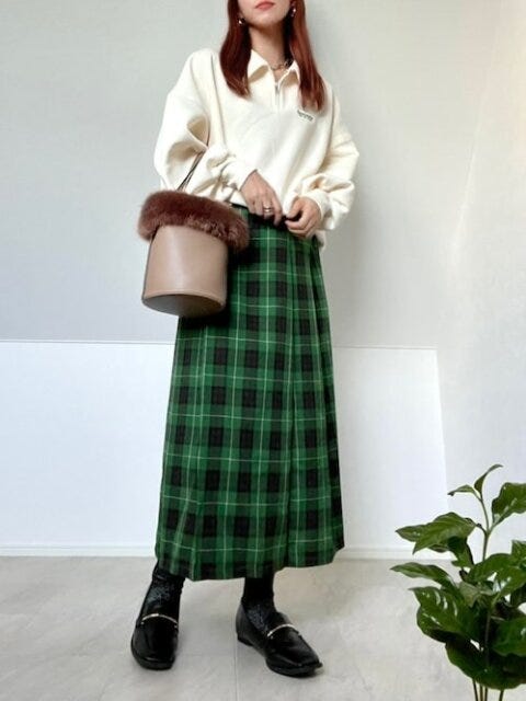 ニット　コーデ　秋