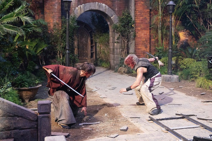 佐藤健、新田真剣佑(C)2020映画「るろうに剣心 最終章 The Final/The Beginning」製作委員会