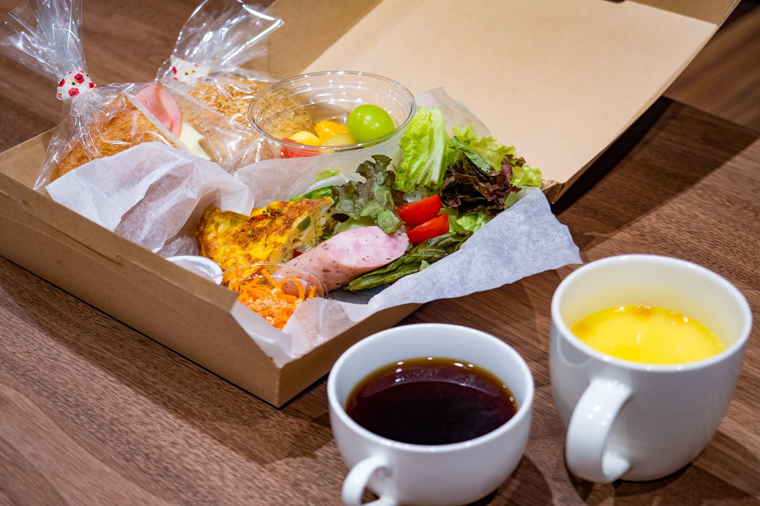 朝食BOX／画像提供：ブッキングリゾート