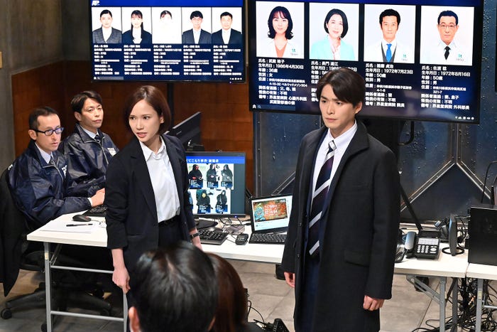ソニン、白洲迅(C)日本テレビ