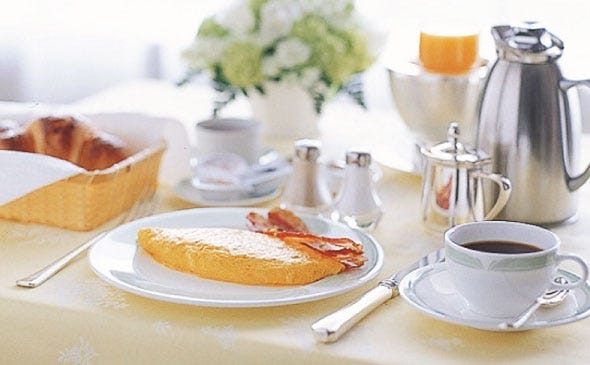 カップルにルームサービスが人気のホテルランキングTOP10