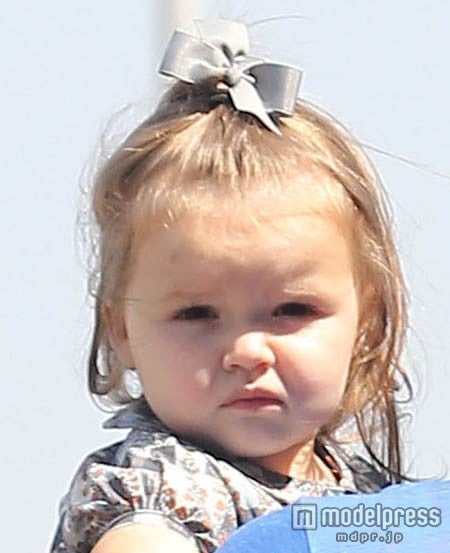 だんだんと母ヴィクトリアにも似てきました！FameFlynet Pictures / Zeta Image