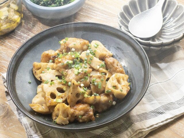 器に盛り付け、小ねぎを振ったら完成 器に盛り付け、小ねぎを振ったら完成