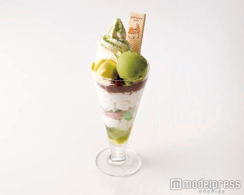 「ぐで抹茶パフェ」1，250円（税抜）／画像提供：クリエイト・レストランツ