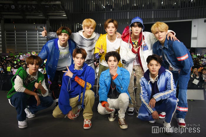 Japan 1st Full Album『Awaken』リリース記念イベントを開催したNCT 127(下段左から)ヘチャン、ジェヒョン、テヨン、テイル(上段左から)ジャニー、マーク、ユウタ、ドヨン、ジョンウ (C)モデルプレス
