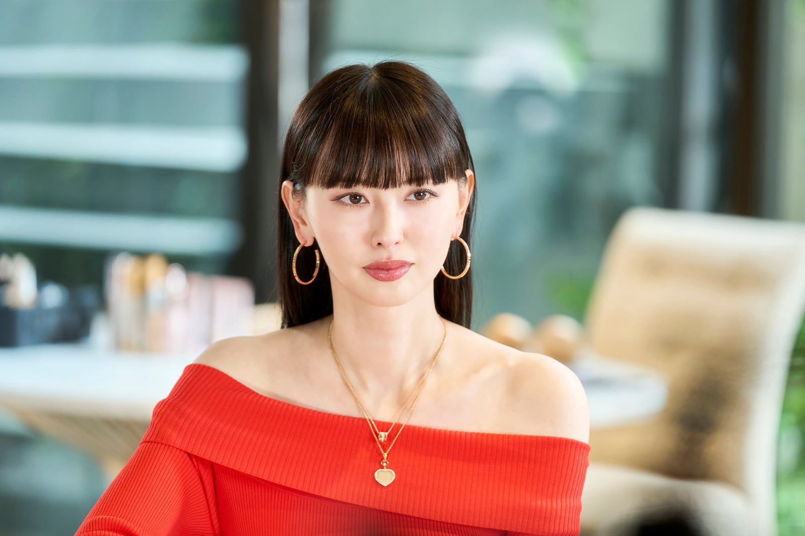 鈴木えみ（C）映画「女神降臨」製作委員会