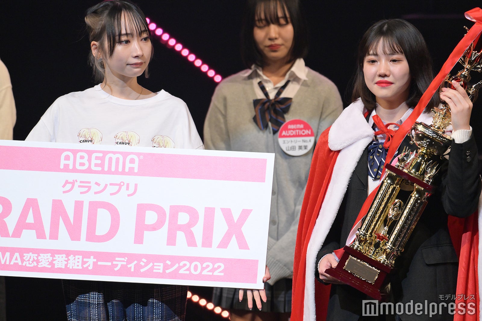 （C）モデルプレス