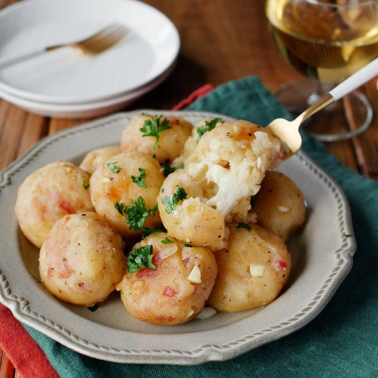 カルボナーラ風 ポテトチーズボール モデルプレス カルボナーラ風 ポテトチーズボール モデルプレス