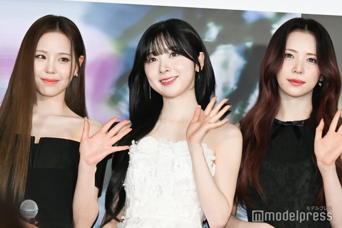 マコ、ミイヒ、マヤ(C)モデルプレス