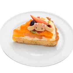 モカも大好き!フルーツタルト600円(C)2019 SANRIO CO.,LTD.