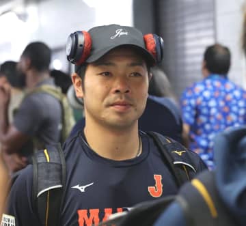 13打数無安打の近藤健介「個人的には何もできなかった」敗戦後は頭を抱えて呆然「まだまだ足りないものがある」