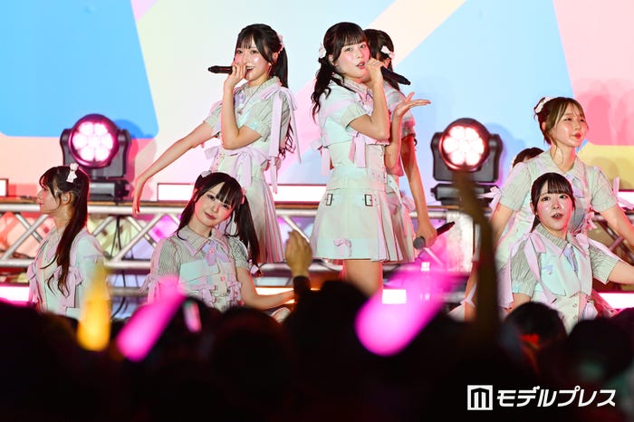 ≒JOY(C)モデルプレス