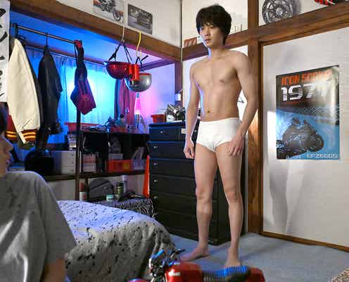 磯村勇斗の“全裸待機”再び「ふてほど」から「こいはは」ベッドシーン連想する声溢れる「まさかこれは」「相変わらずの肉体美」