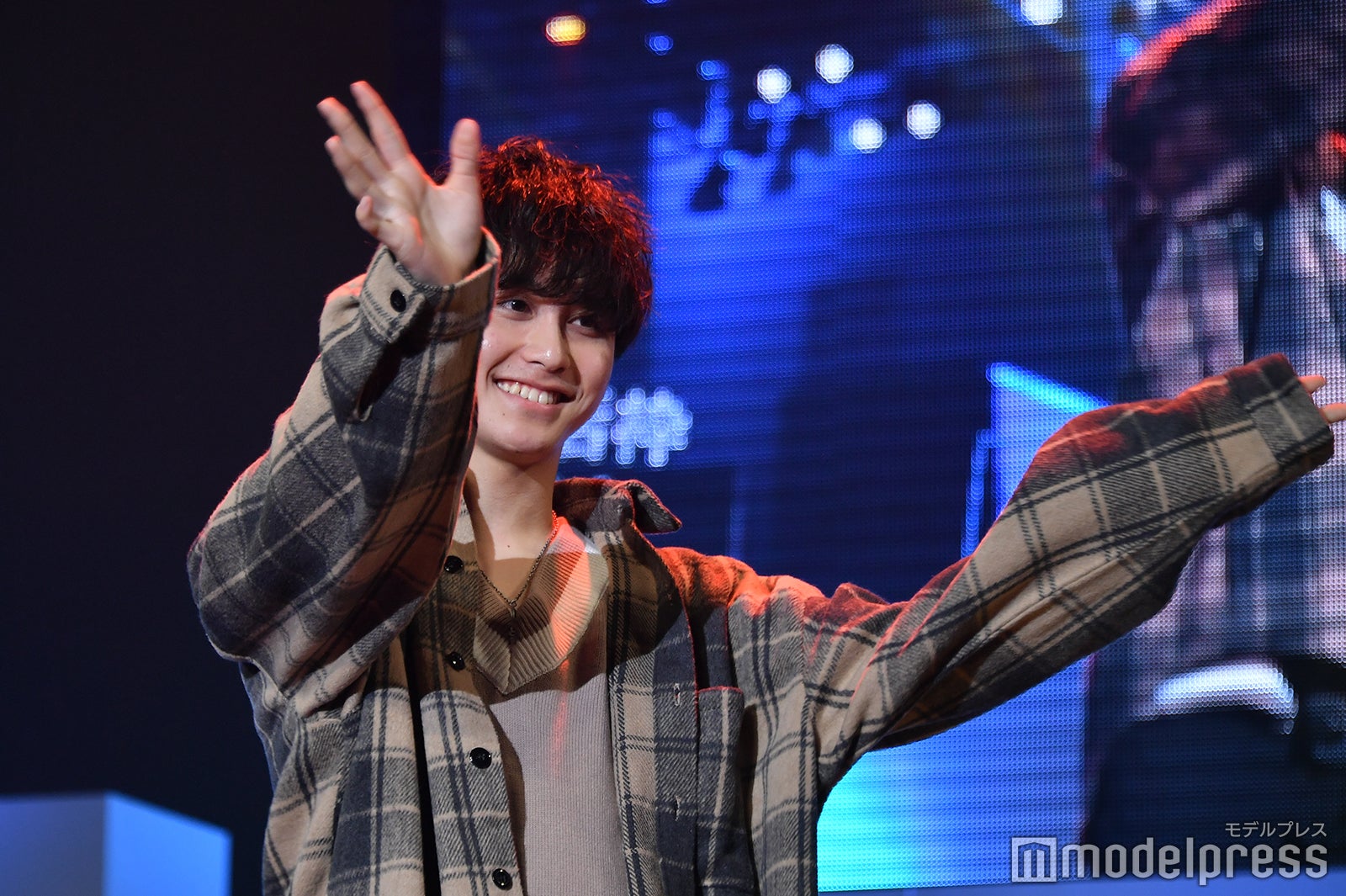 （C）モデルプレス