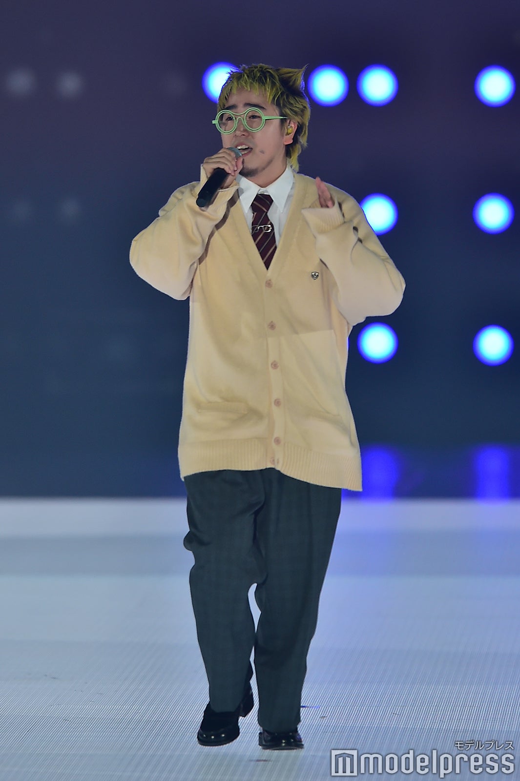 こっちのけんと（C）モデルプレス