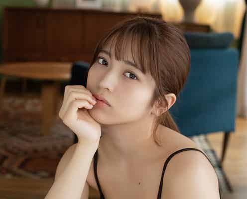 Peel the Apple黒嵜菜々子、美谷間ちら見せの水着姿 イメチェンで雰囲気ガラリ<独占カットあり>