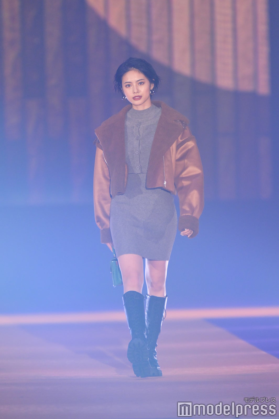 （C）モデルプレス