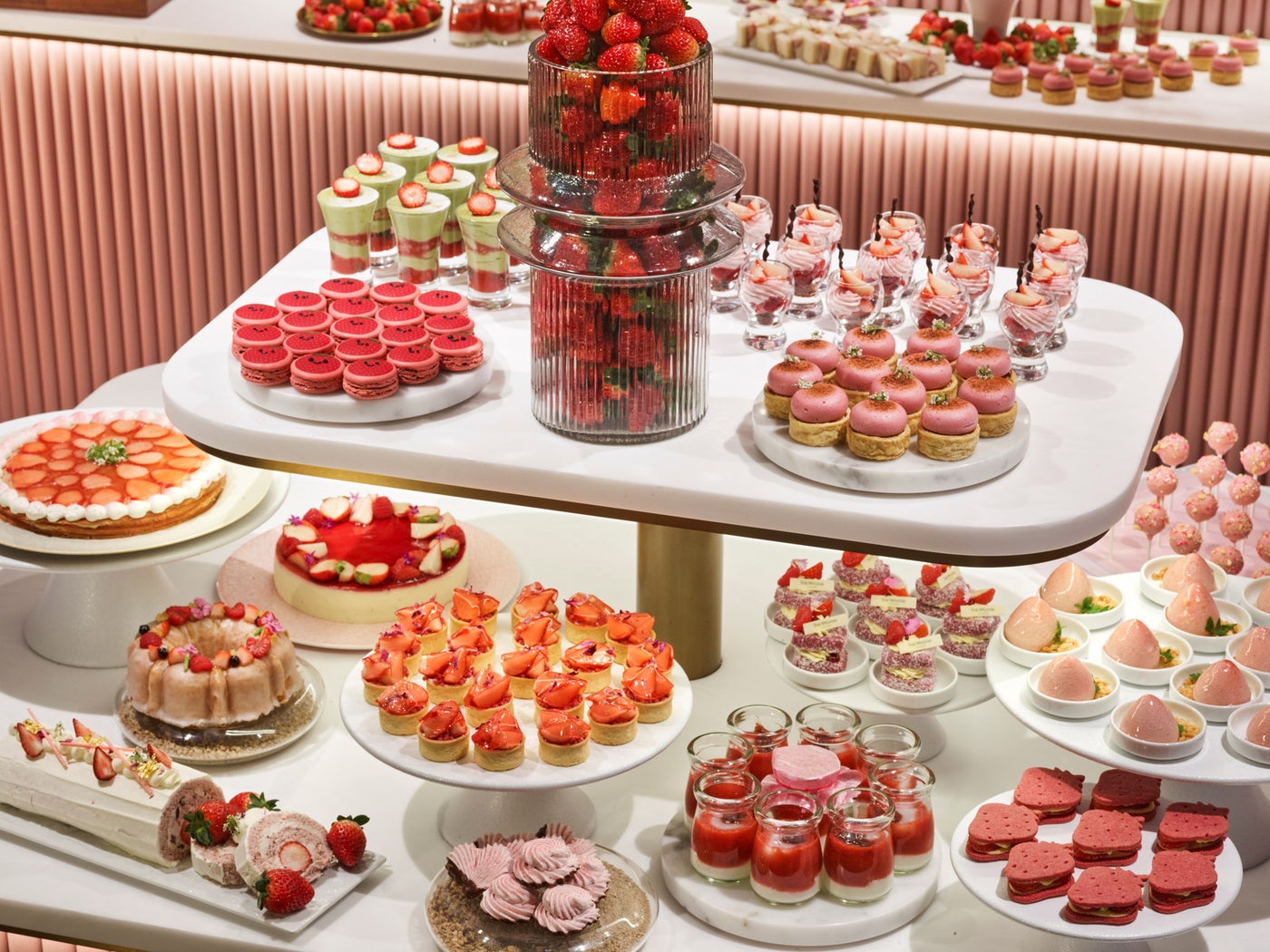 恋するいちごビュッフェ～It’s Strawesome！～（提供写真）