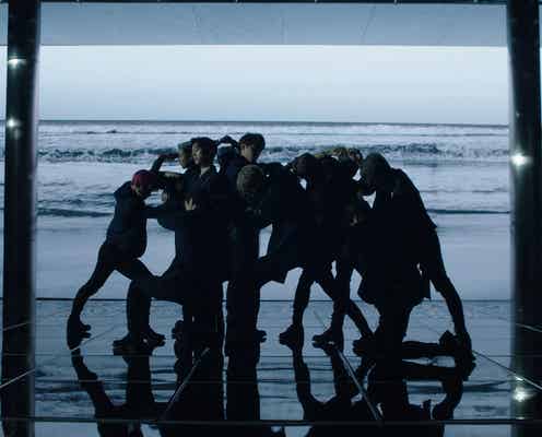 JO1「無限大」フルMV公開 “筋肉キス”など「PRODUCE 101 JAPAN」オマージュが話題