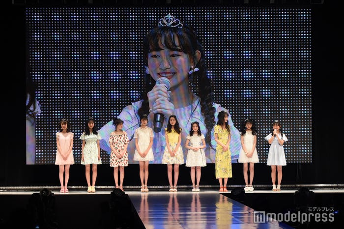 (左から)町田恵里那、平原かのん、殿内虹風、安村真奈、前田優衣、石田結耶、夏目璃乃、高田凛、鈴木伶奈(C)モデルプレス