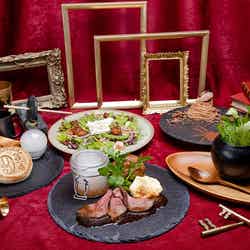 Hogwarts Tasting Menu／4,800円（税込5,280円）※2名様～注文可能／WIZARDING WORLD characters，names，and related indicia are （C）＆TM Warner Bros. Entertainment Inc．Publishing Rights （C）JKR．（s22）