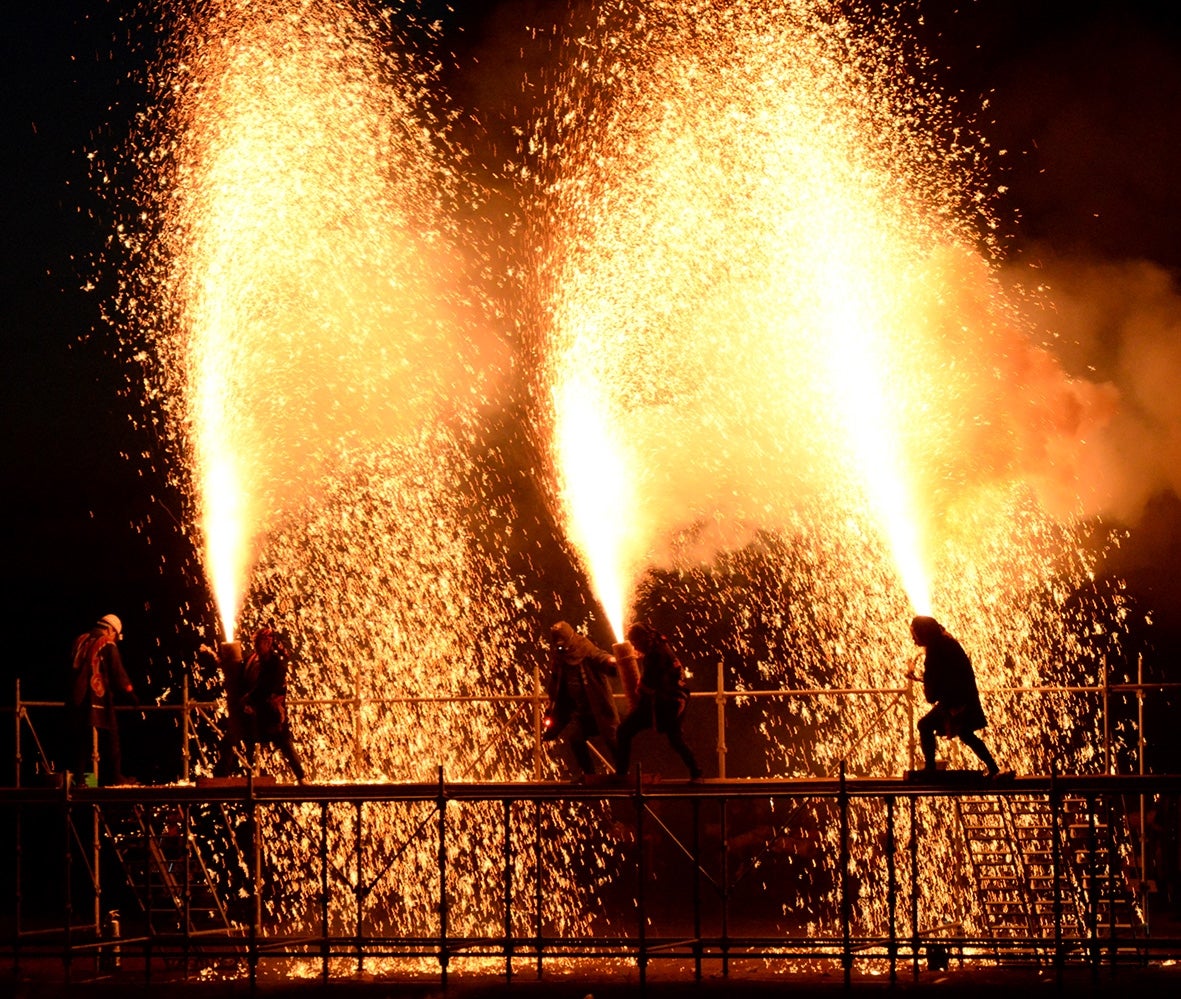 勇壮な手筒花火／画像提供：佐倉市