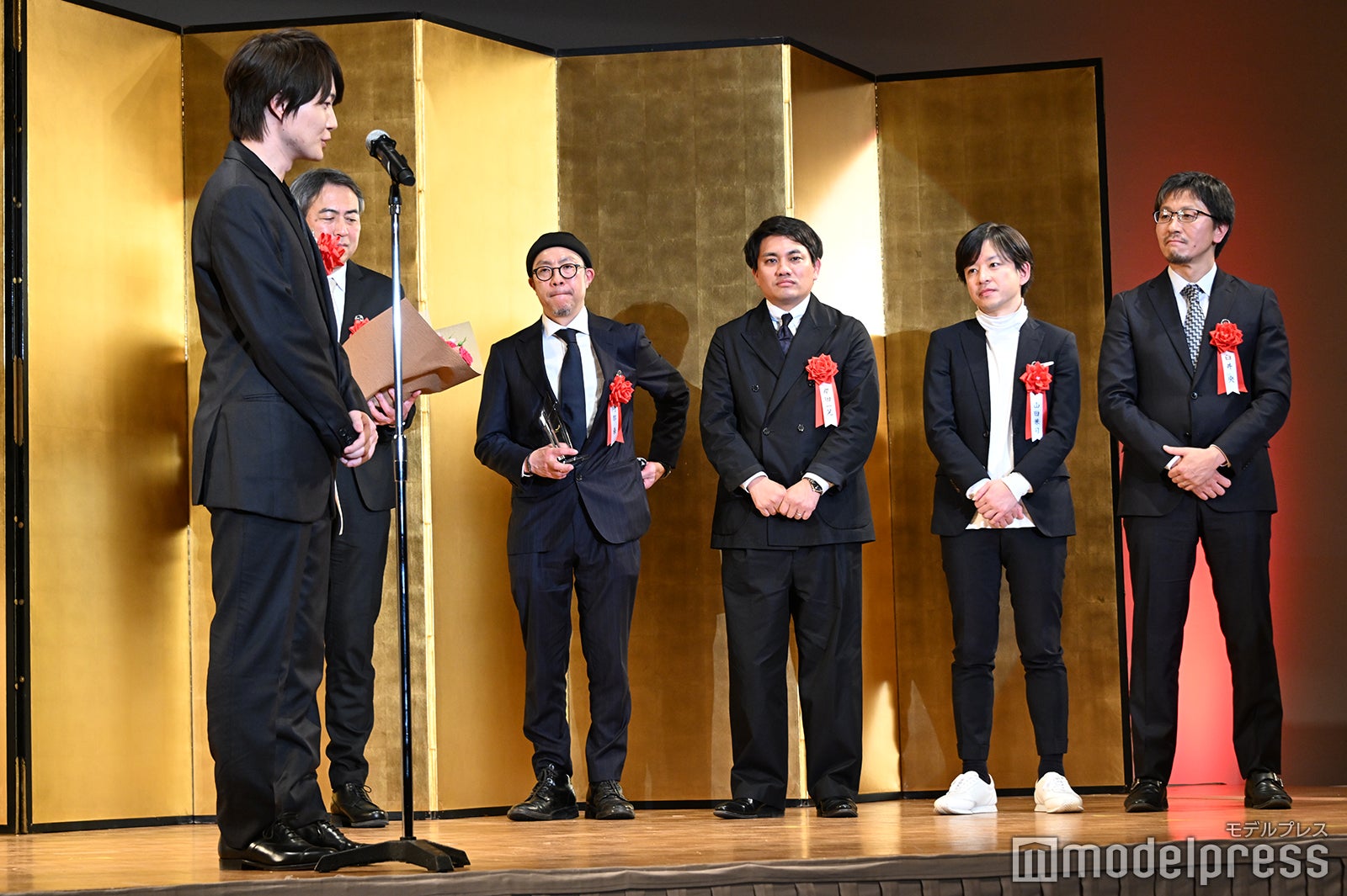 （左から）神木隆之介、守屋圭一郎氏、阿部豪氏、岸田一晃氏、山田兼司氏、守屋圭一郎氏、臼井央氏（C）モデルプレス