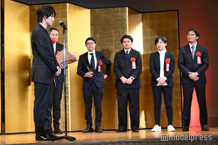 神木隆之介「ゴジラ-1.0」プロデュースチームを祝福(C)モデルプレス