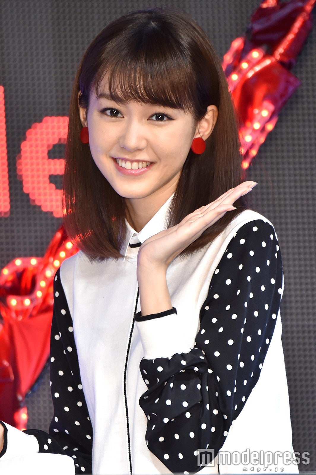 桐谷美玲、ピコ太郎から武道館ライブのお誘い「参加のほうですか」