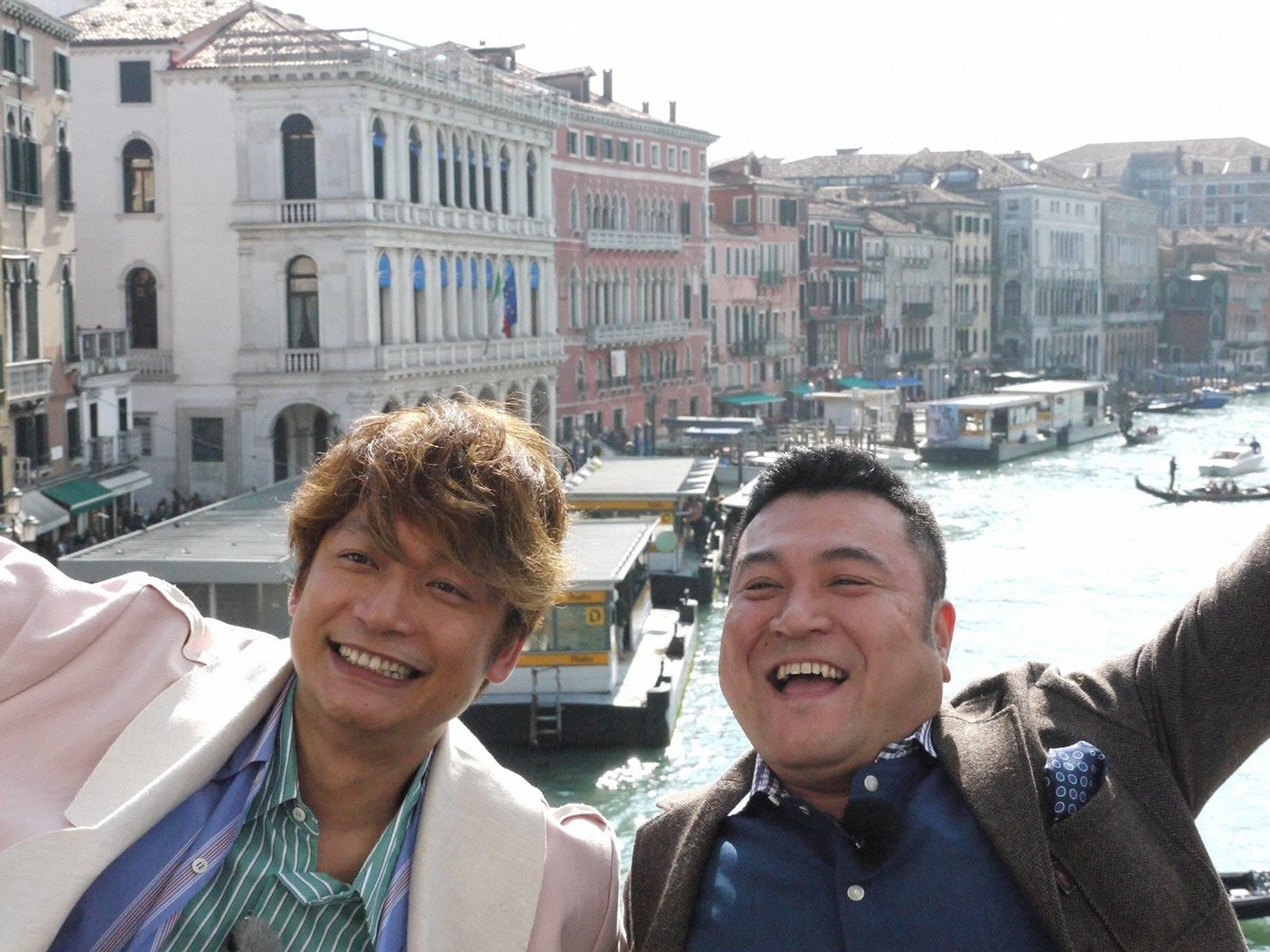 香取慎吾、山崎弘也（C）フジテレビ