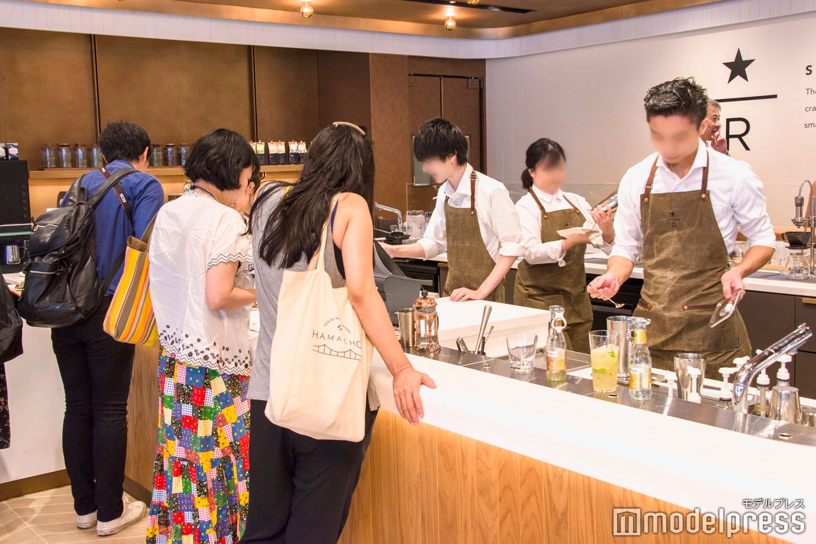 店内の様子（C）モデルプレス