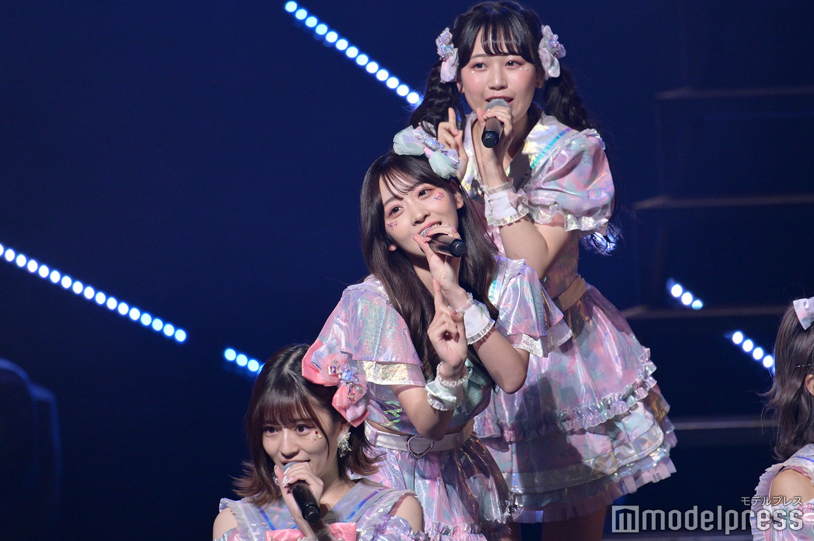 FRUITS ZIPPER （C）モデルプレス