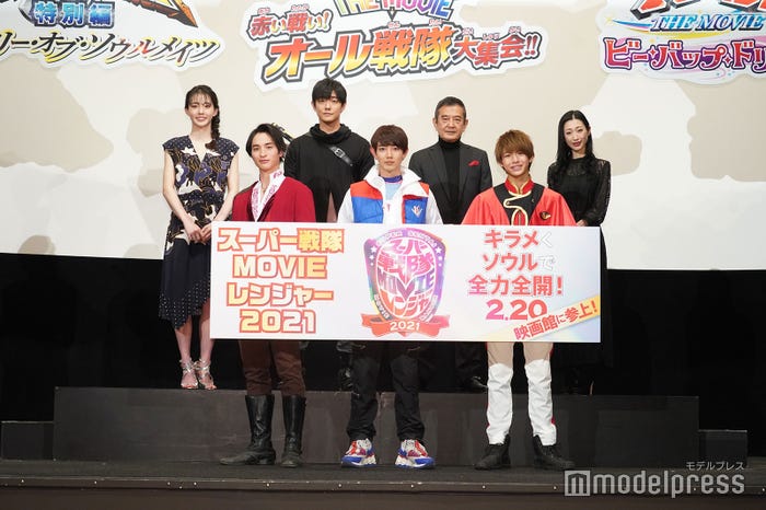 (前列左から)一ノ瀬颯、駒木根葵汰、小宮璃央(後列左から)宮原華音、長田成哉、誠直也、壇蜜(C)モデルプレス