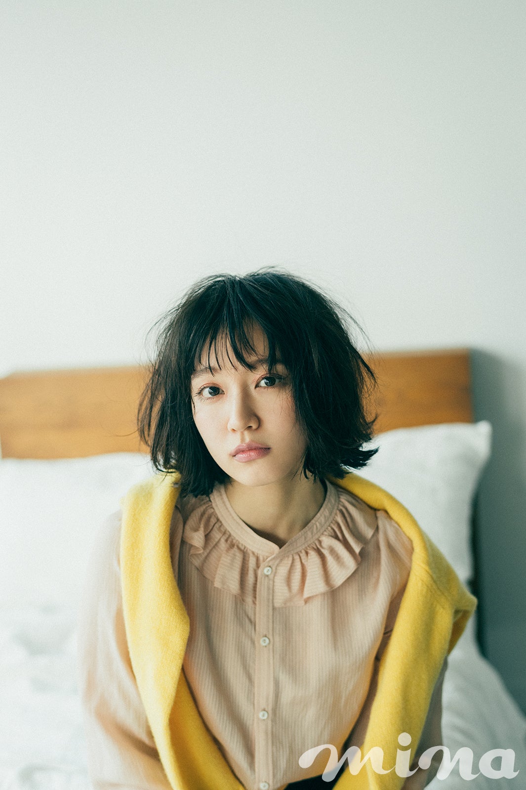 吉岡里帆／「mina」5月号（画像提供：主婦の友社）