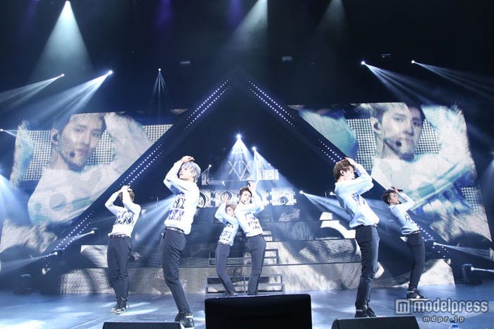 ラストは最新曲「奇跡(Eternity)」で締めくくる(C)CJ E&M,Jellyfish Entertainment & CJ Victor Entertainment,Inc.