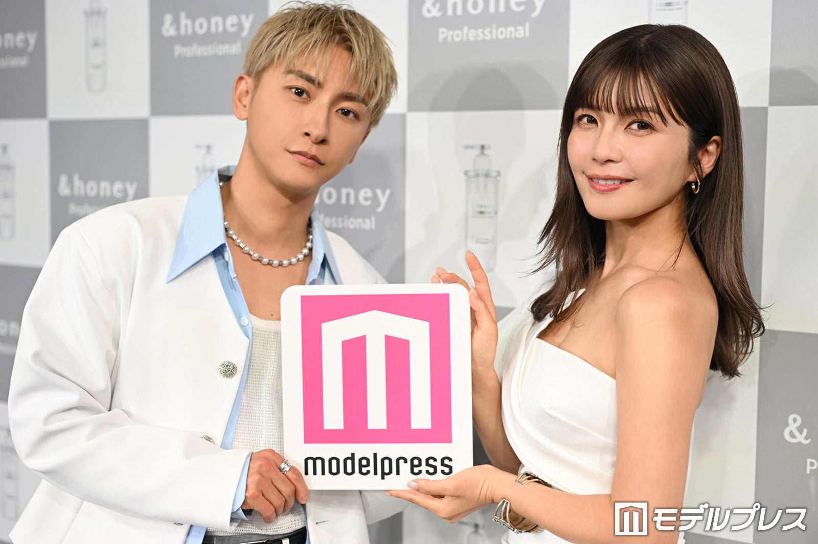 與真司郎、宇野実彩子（C）モデルプレス