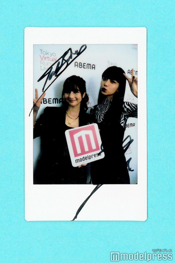 FAKY・Hina&Taki、サイン入りチェキプレゼント(C)モデルプレス