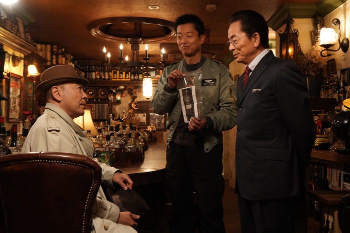 高橋克実、寺脇康文、水谷豊「相棒season22」第6話より(C)テレビ朝日