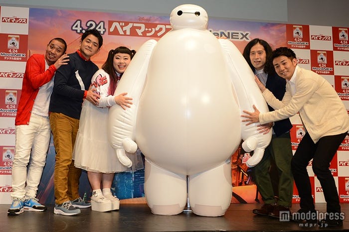 (左から)千鳥・大悟、ノブ、渡辺直美、ピース・又吉直樹、綾部祐二